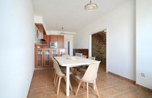 Isla de Arosa House | GALIHOST - Mirando al Mar