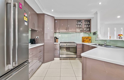 Wagga Wagga House | Galing Place - Close to CBD, Pet Friendly