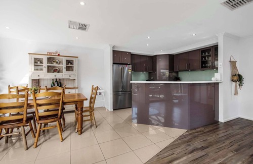 Wagga Wagga House | Galing Place - Close to CBD, Pet Friendly