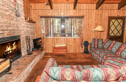Summit Estates House | Gallagher's West - Pine surrounded deck and barbecue! Bumper Pool and Wet bar! Darts!