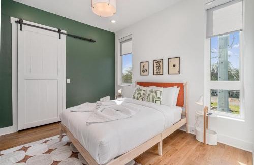 Inglewood House | Gallatin Retreat-Private Balcony-In East Nashville