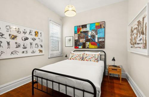 Newtown House | 'Gallery Getaway' Newtown - Alexandria Creative Hub