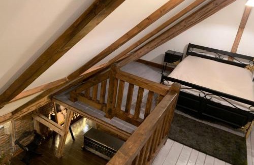 Piatra Neamt Apartment | Gallery Loft