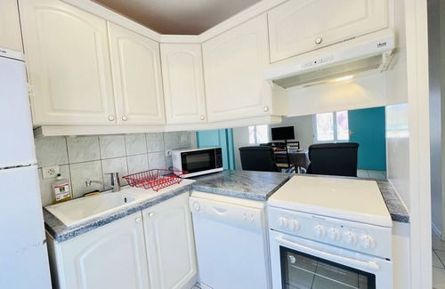 Forges-les-Bains Apartment | Gambetta: Attractive apartment 350 meters from the spa (parking)