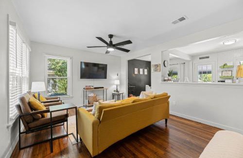Central Arlington House | Game Day Getaway