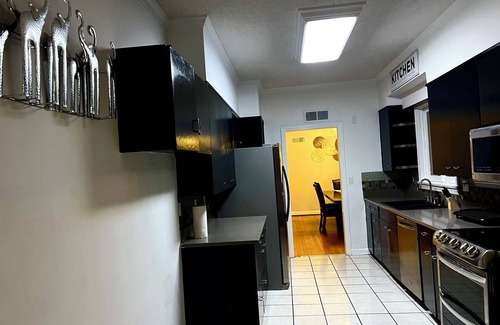 Tuscaloosa House | Game-Day home away from home! Close to Bryant Denny Stadium!