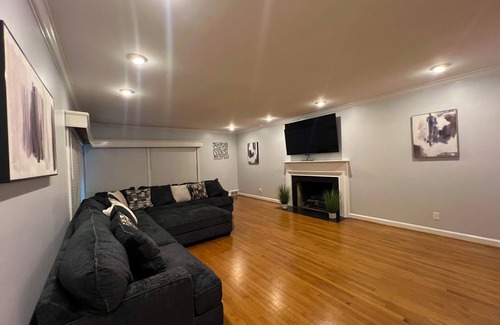 Tuscaloosa House | Game-Day home away from home! Close to Bryant Denny Stadium!