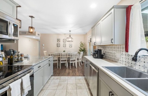 Cottonwood-Verde Village House | Game-Filled Haven: Spacious Cottonwood Retreat