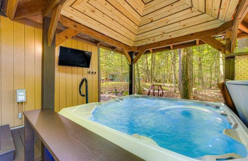 Pocono Lake House | Game Room and Hot Tub Pine Bear Pocono Lake Cabin