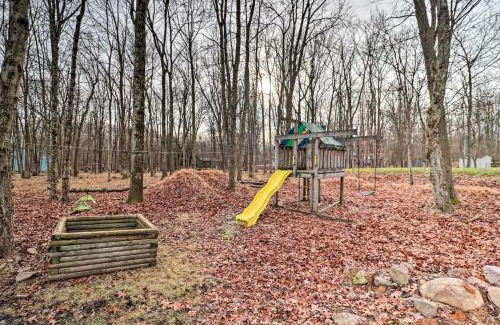 Albrightsville House | Game Room and Lake Access Albrightsville Home!