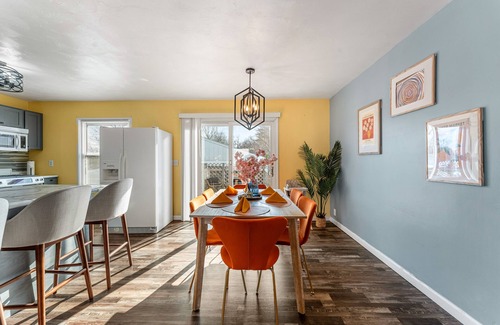 South Bend House | Game Room - Firepit - V-ball -10 min to Notre Damen