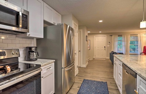 South Westminster House | Game Room + Private Yard: Westminster Home!