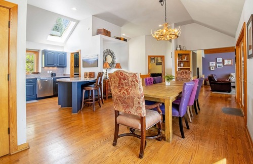 Nellysford House | Game Room, Sauna, Bonus Apartment Near Wintergreen Resort!