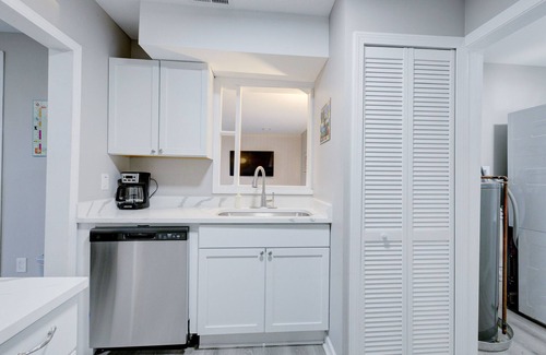 Westland House | Game Time- 3 bed, 1 bath whole house