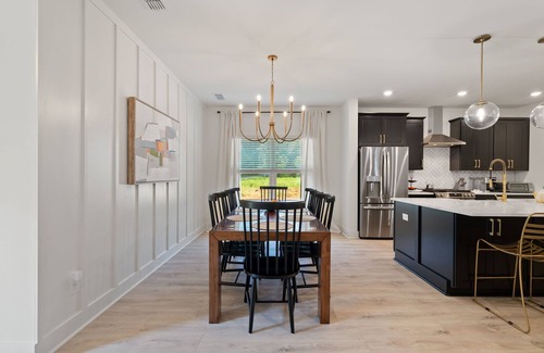 Emerson House | GameDaze - New 4/3.5 Bedroom House only 5 min to LakePoint - Sleeps 14