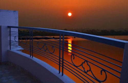 Varanasi Bed & Breakfast | Ganga Monastery
