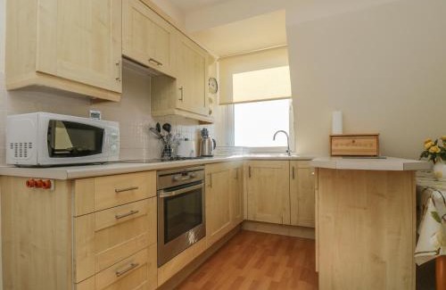 Coverack House | Gannet Watch