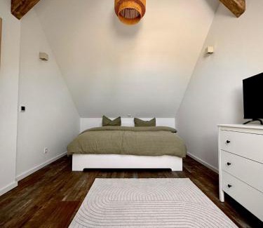 Laucha House | Ganzes Tiny House "Thüringer Ruhe" mit großem Garten nahe Rennsteig