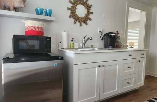 Wichita Falls Apartment | Garage apartment central to all activities.
