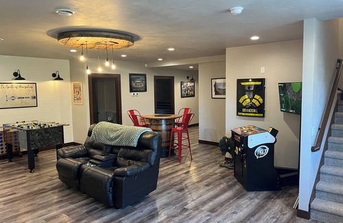 Forest Junction House | Garage Mahal