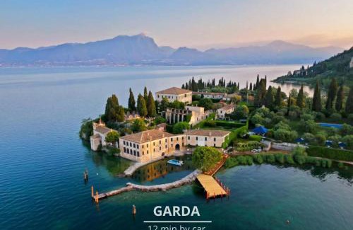 Caprino Veronese Apartment | Garda Lake & Relax - Bellavista Flat 15min from Garda