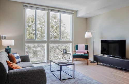 San Jose Apartment | Garden Alameda 2BR w Gym Pool nr Caltrain SFO-195