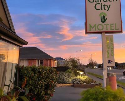 Redwood Hotel | Garden City Motel