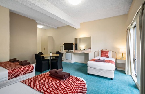 Wagga Wagga Hotel | Garden City Motor Inn