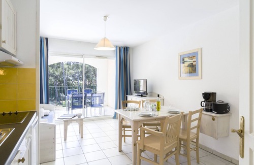 Six-Fours-les-Plages House | Garden & City Six-Fours-les-Plages