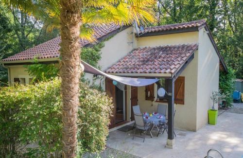 Saint-Martin-le-Redon House | Garden Home with Ensuite