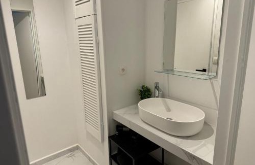 University District Apartment | Garden loft in city center Meir 1FL