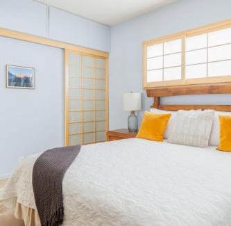 Playa Del Rey Apartment | Garden Oasis by the Sea
