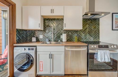 West Colorado Springs Apartment | Garden of the Gods Base Camp Dog-Friendly