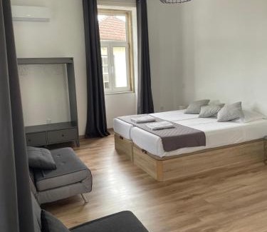 Viseu House | Garden Place Alojamento Local