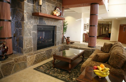 Sierra Vista Hotel | Garden Place Suites