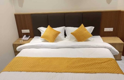 Meerut Hotel | Garden Resorts & Hotel