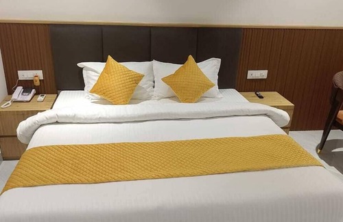 Meerut Hotel | Garden Resorts & Hotel