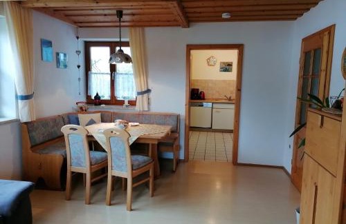 Steingadele Apartment | Garden Stay in Steingaden