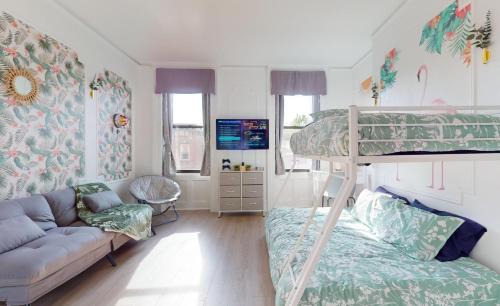 Hoboken Apartment | Garden Street Retreat Close To NYC sleeps 6