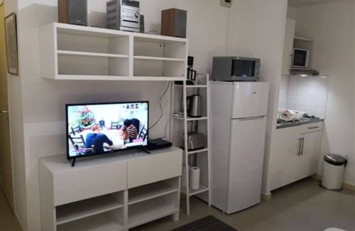 Grenoble City Centre Apartment | Garden studio