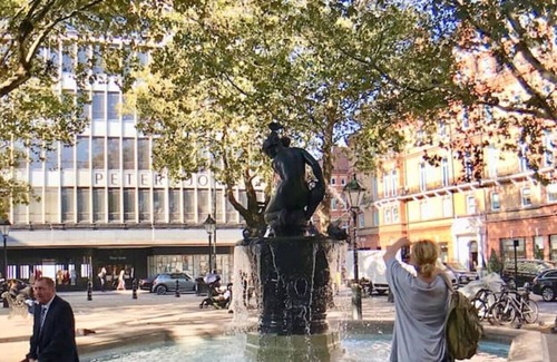 Churchill Apartment | Garden Studio Retreat Moments From London Victoria and Sloane Square! Fast Wi-fi