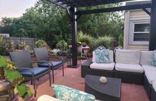 Quincy Apartment | Garden View