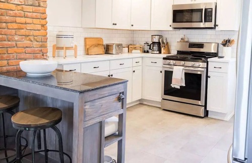 New Paltz House | Gardiner getaway w Hot Tub near New Paltz
