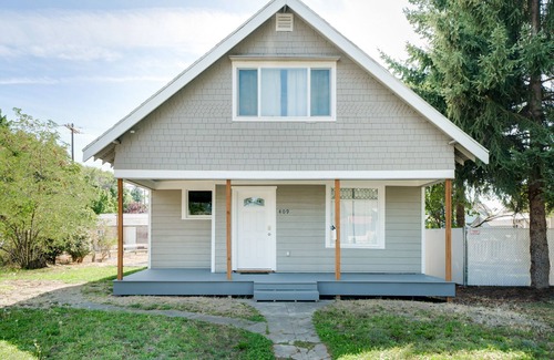 Northtown House | Garland District Modern House - 7 min to Downtown!