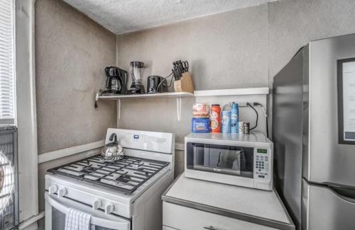 Vollintine-Evergreen House | Garland Haven Hideaway Both Units