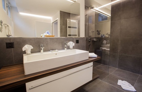 Weggis Hotel | Garni Hotel Frohburg