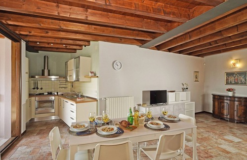 Rivoltella Apartment | Garofano P1/9 by Wonderful Italy