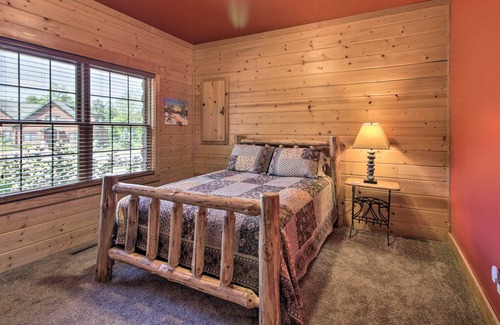 Garrison Apartment | Garrison Golf Course Townhome: 1 Mi to Lake!