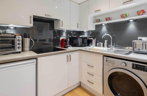 Falkirk Apartment | Garthill Studio