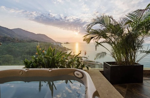 Amapas Apartment | Garza Blanca 4 Diamond Resort 2 Bedroom Panoramic Apartment